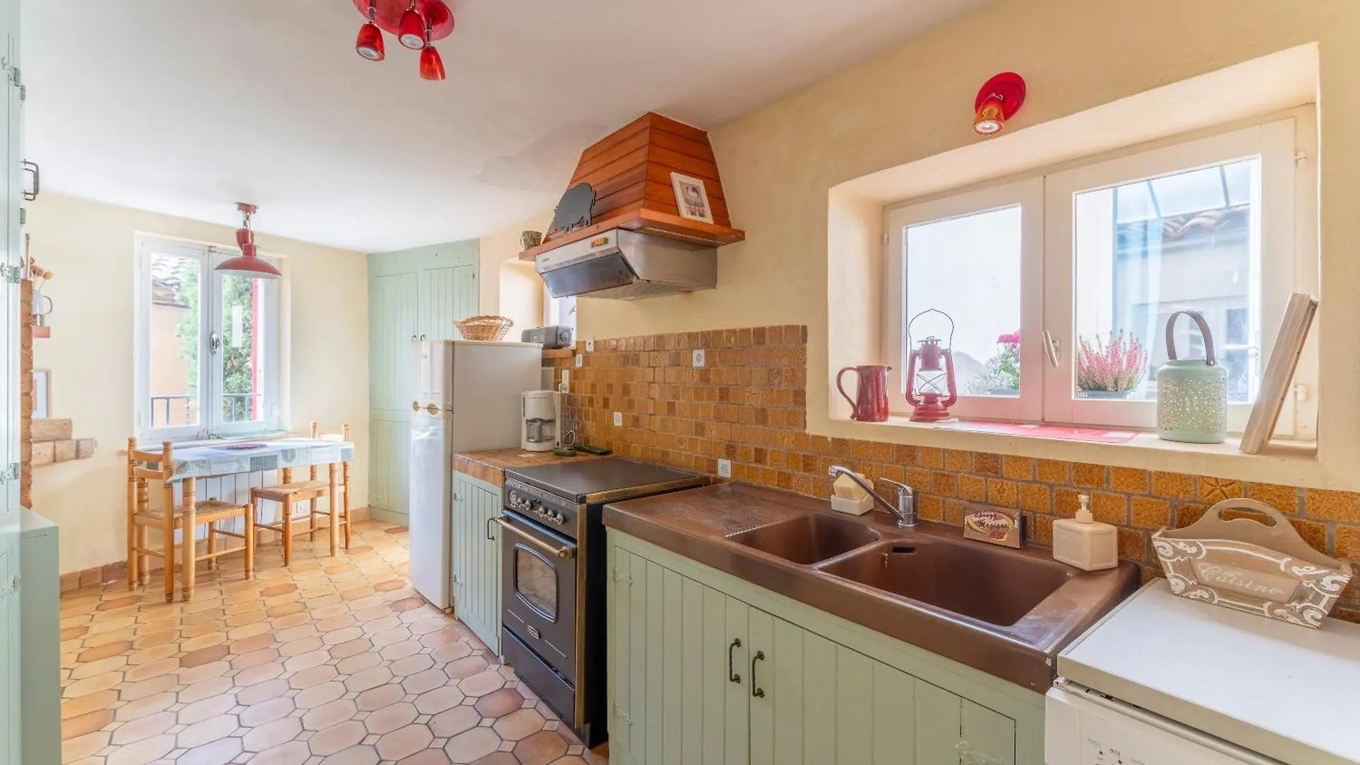 Maison Avec Vue Sur Les Alpilles Les Angles  0*, Les Angles (Gard) France