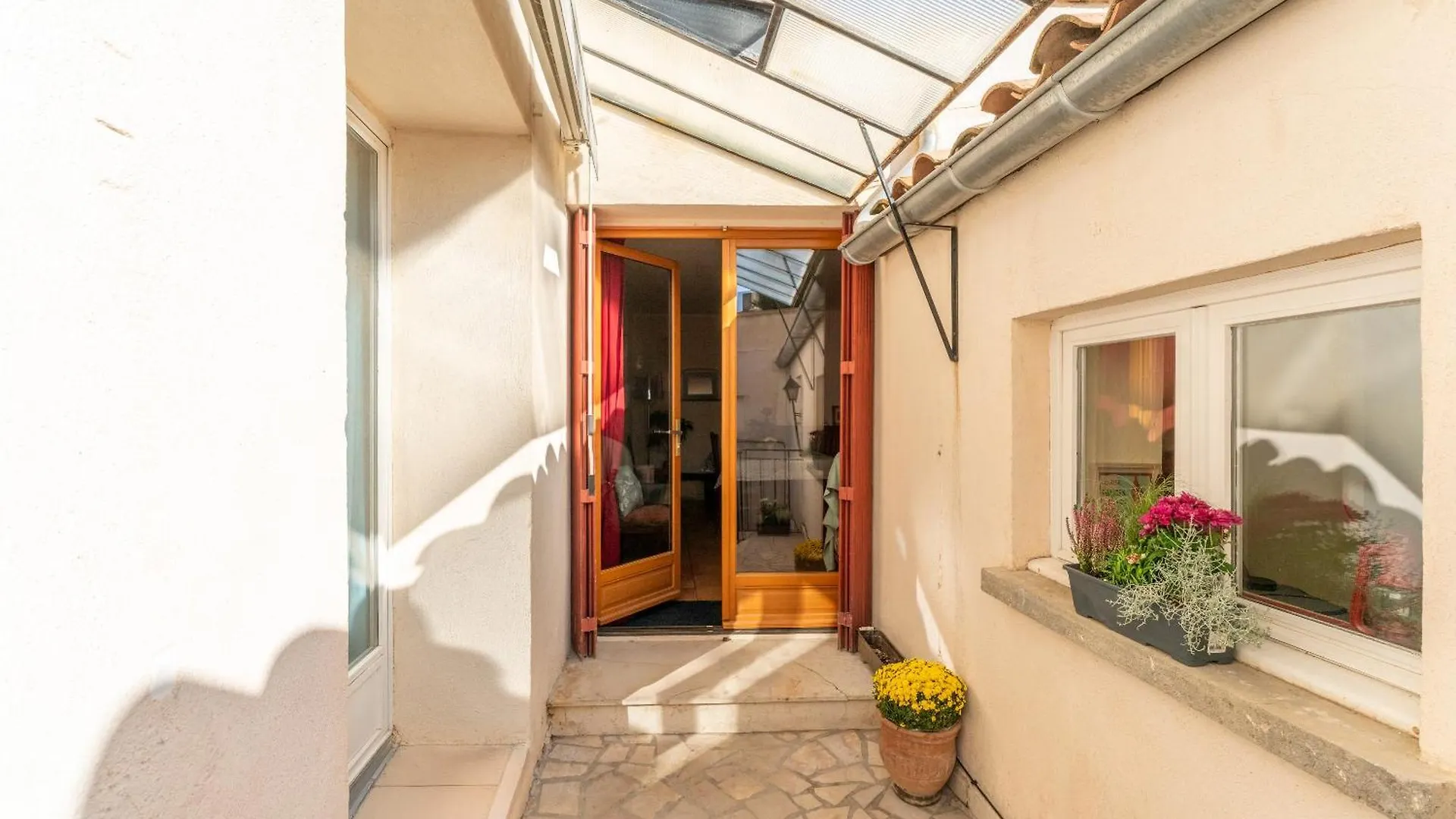 Holiday home Maison Avec Vue Sur Les Alpilles Les Angles  France